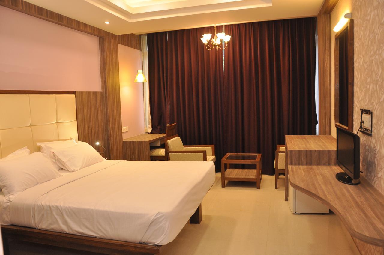 Panaji Residency Hotel Eksteriør billede